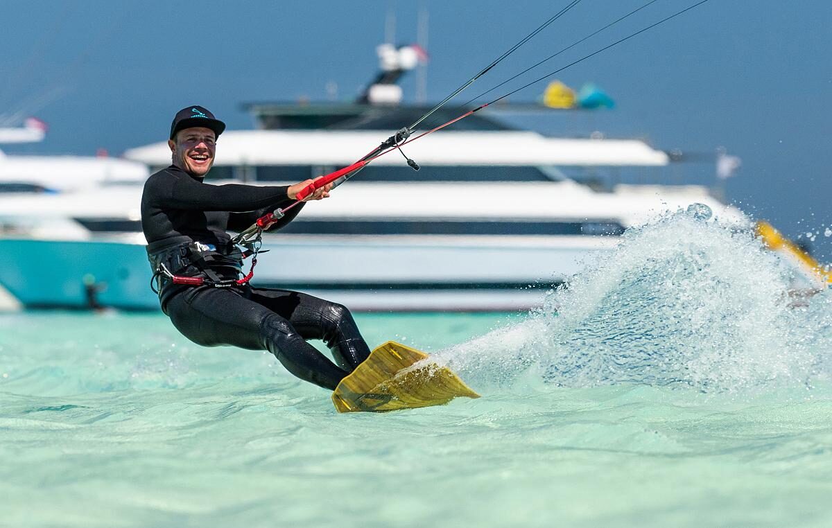 kitesurfer in the red sea